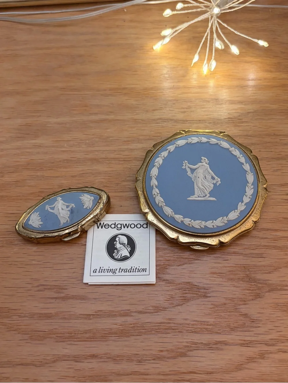 1950’s Wedgwood Jasperware Stratton of England Compact & Pill Box Se
